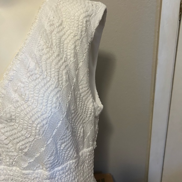 Rabbit Rabbit Rabbit White Textured Dress - Picture 4 of 8